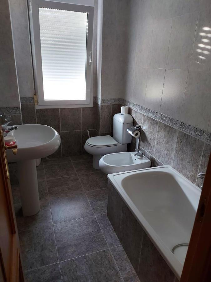 Hostal Linares Villanueva de Argano Bagian luar foto