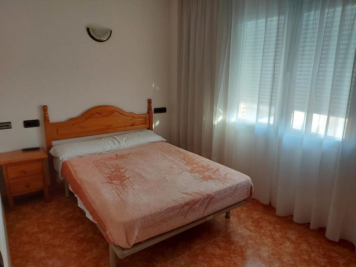 Hostal Linares Villanueva de Argano Bagian luar foto