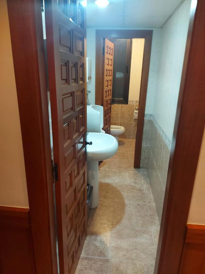 Hostal Linares Villanueva de Argano Bagian luar foto